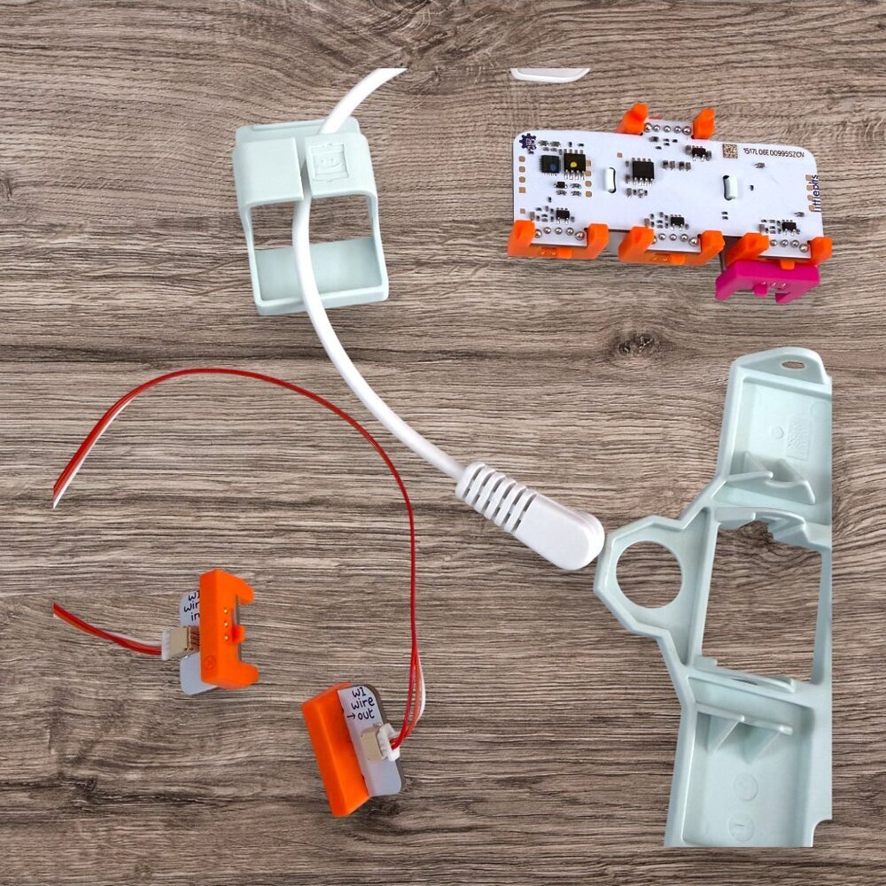 Star Wars littleBits Droid Inventor Kit R2-D2 Build STEM Toy Set w Box - Picture 6 of 13
